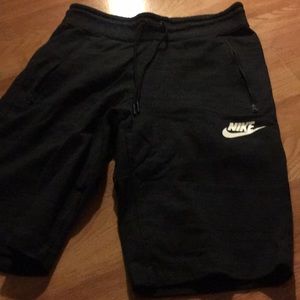 Men short